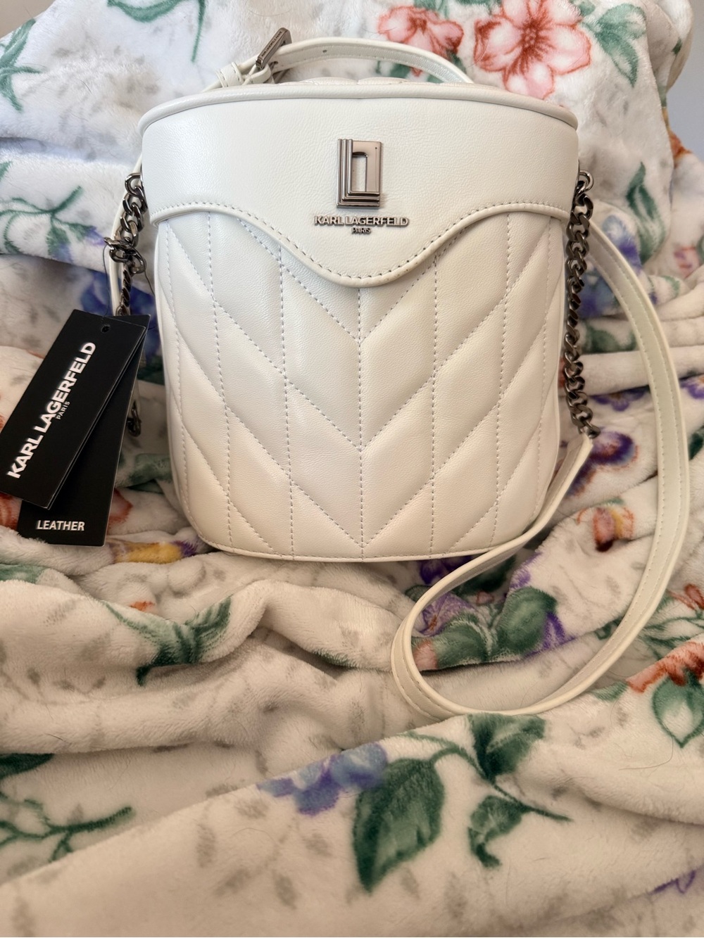 Karl Lagerfeld White Quilted Leather Crossbody Bag Handbag Purse